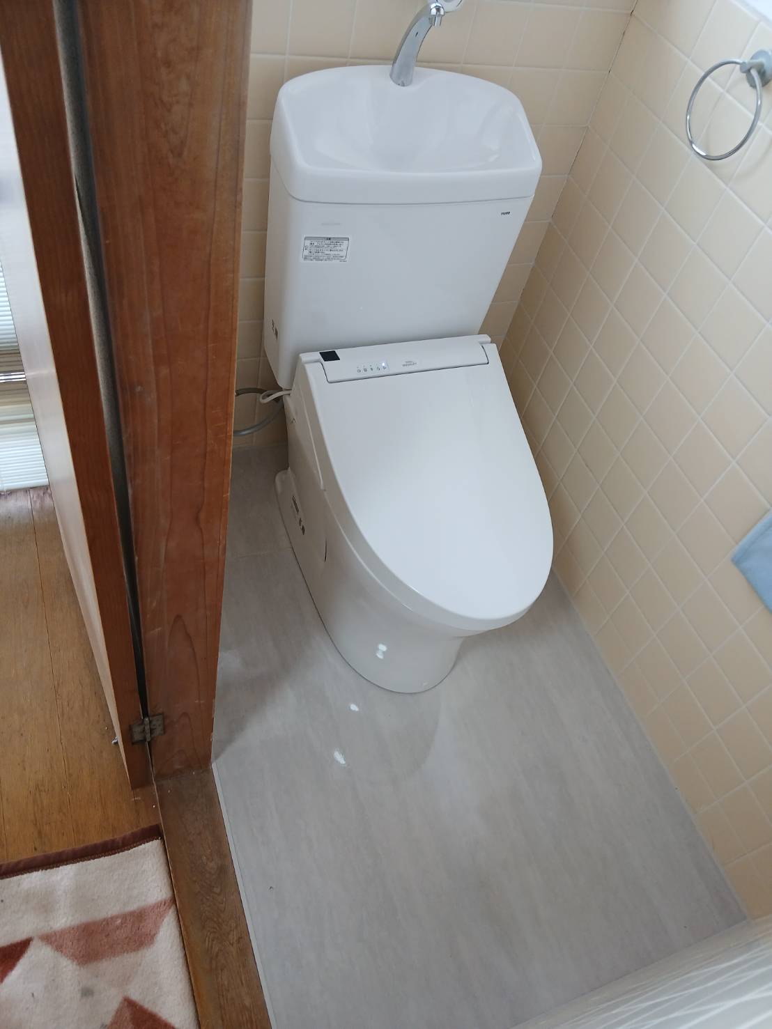 糸島市　Ｍ様邸　トイレ＋床ホーローパネル