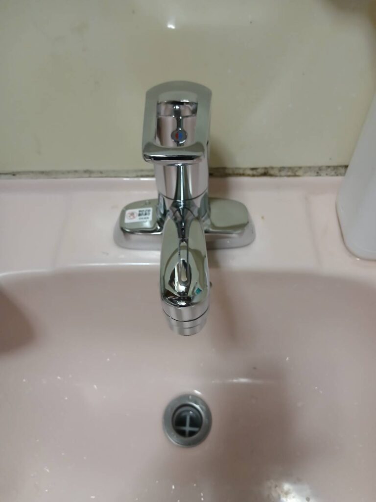 福岡市　O様　邸　洗面台水栓交換